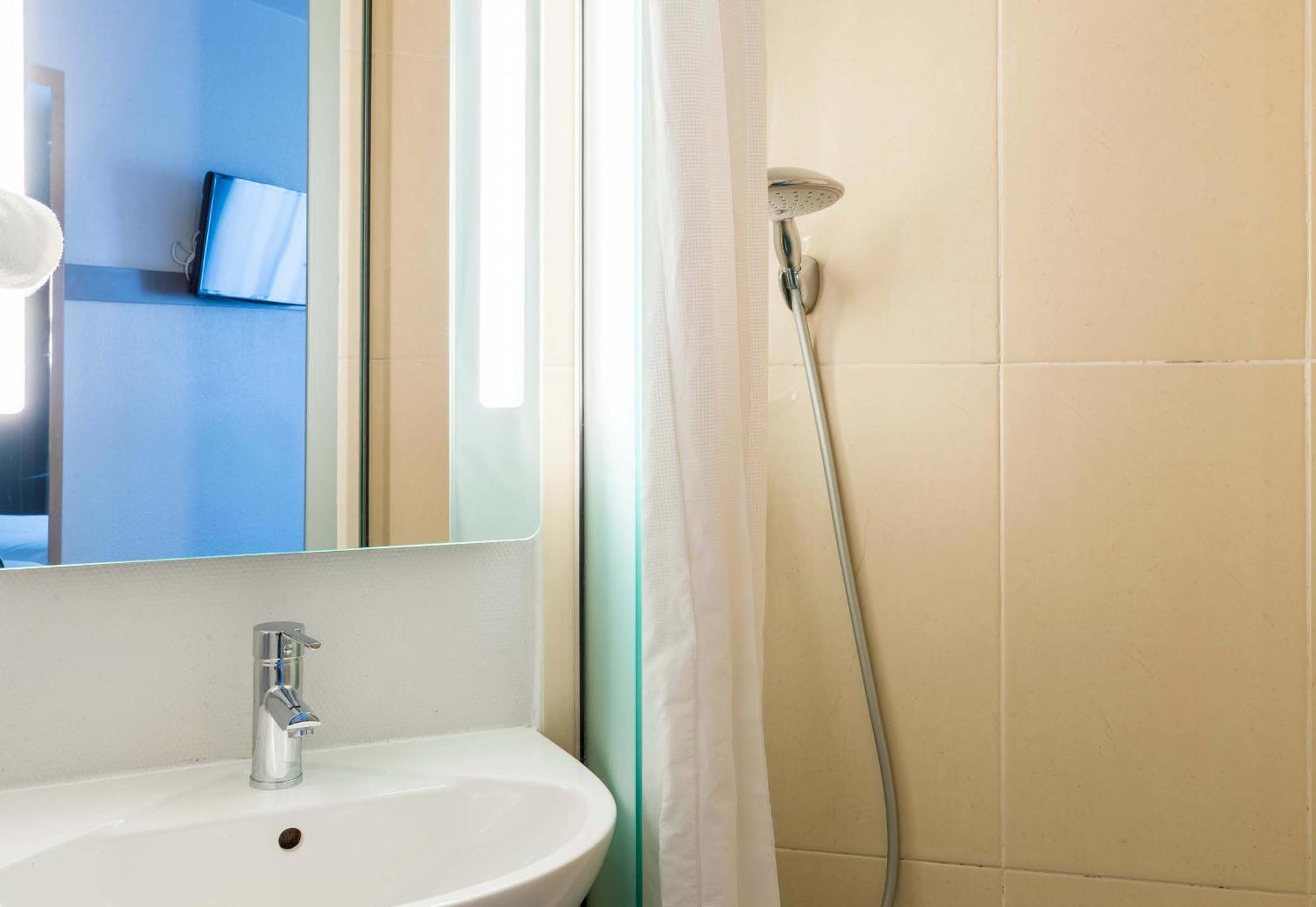 B&B Hotel Troyes Saint-Parres-Aux-Tertres Ngoại thất bức ảnh