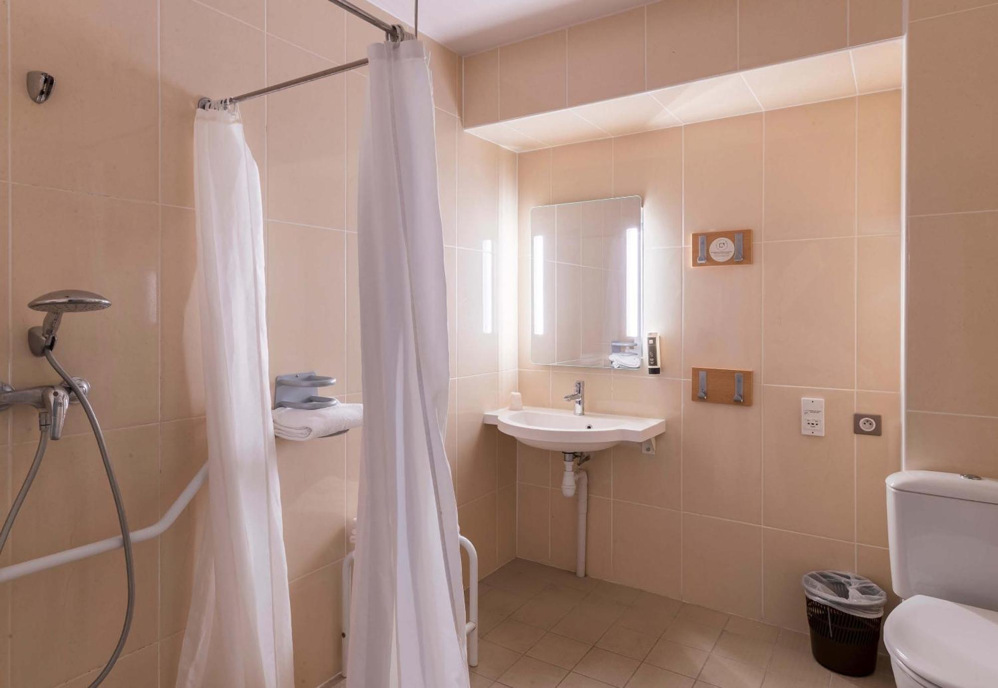 B&B Hotel Troyes Saint-Parres-Aux-Tertres Ngoại thất bức ảnh