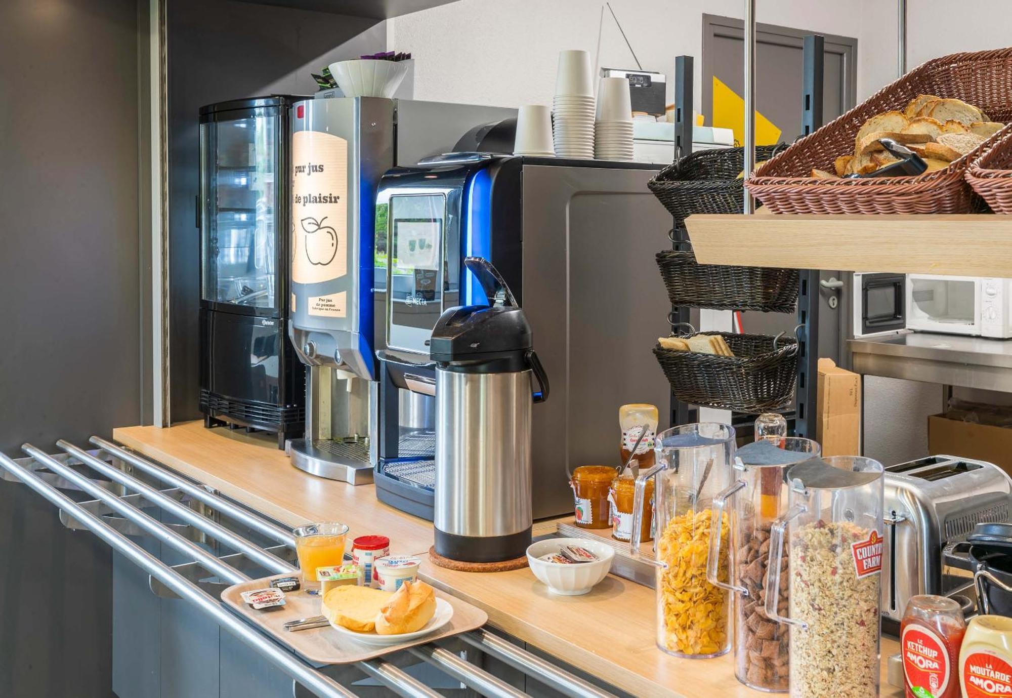 B&B Hotel Troyes Saint-Parres-Aux-Tertres Ngoại thất bức ảnh